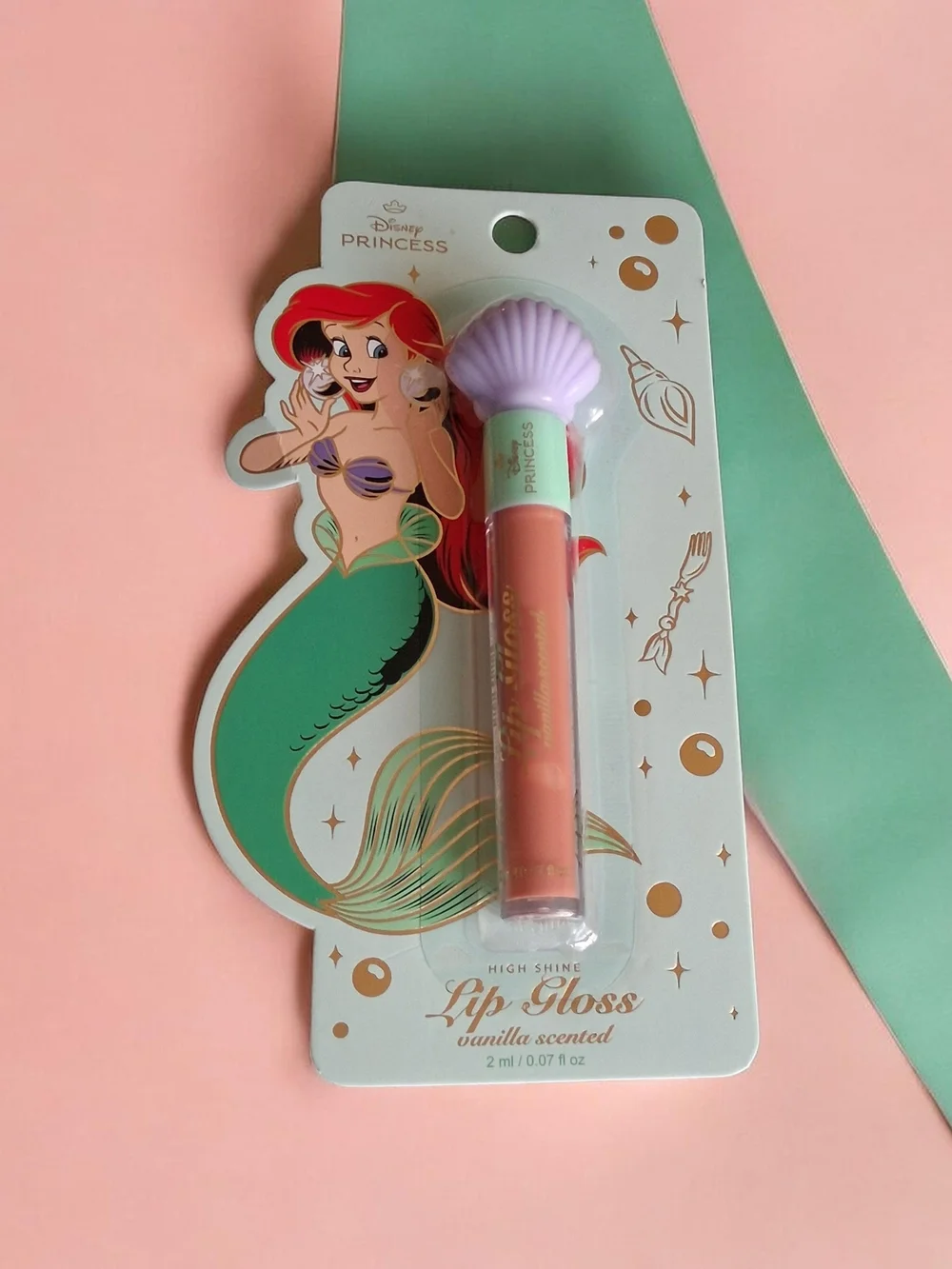 Disney shiny lip